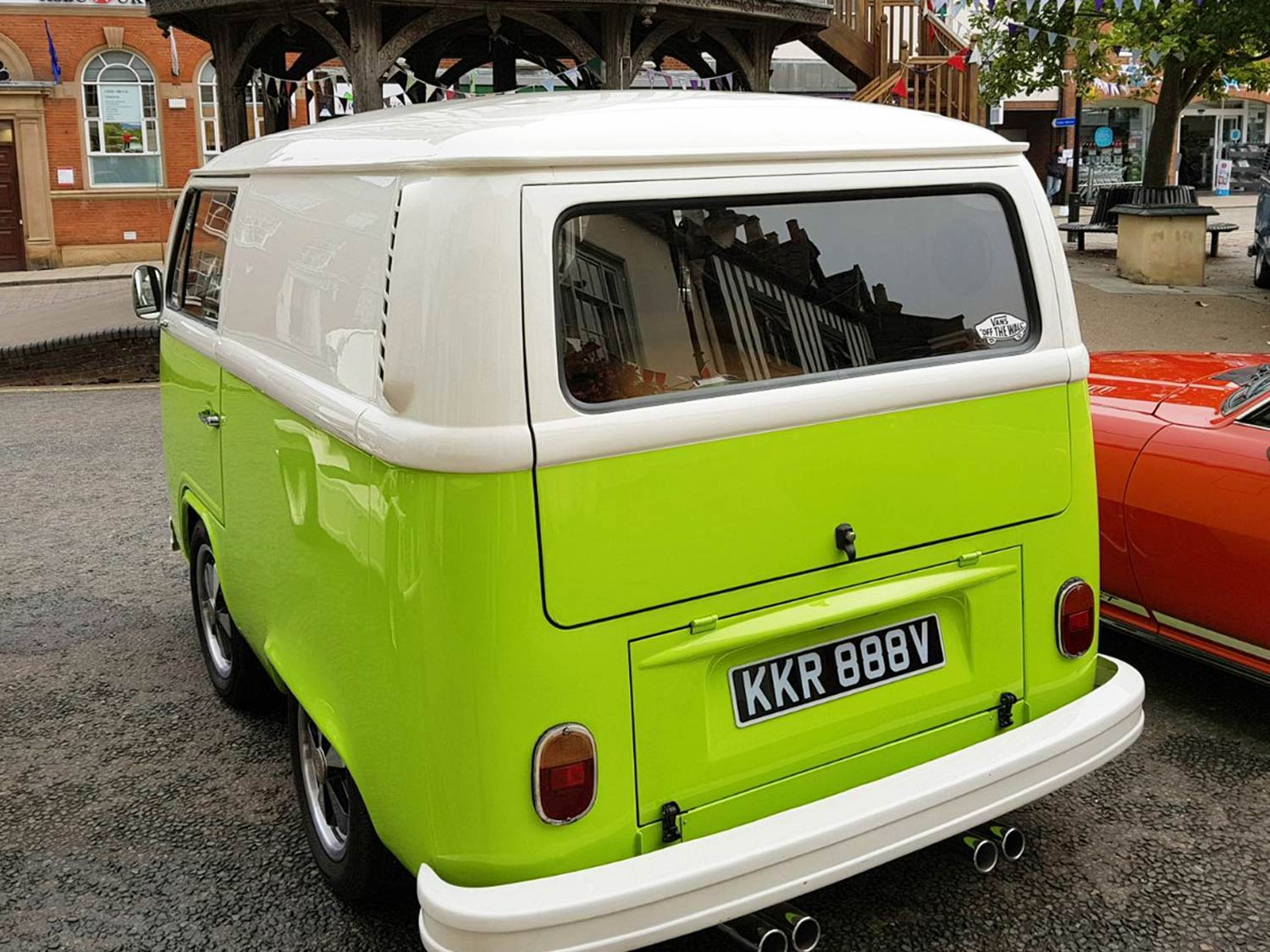 Lime Green VW Shortie Picture 2